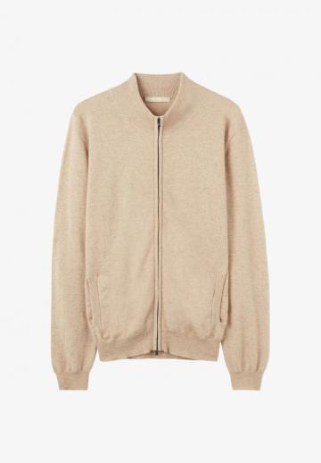 Вязаная кофта