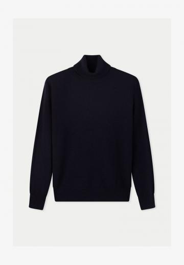 Пуловер с вырезом V