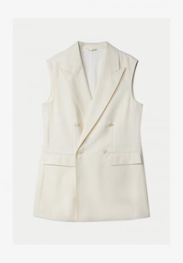 Длинный жилет