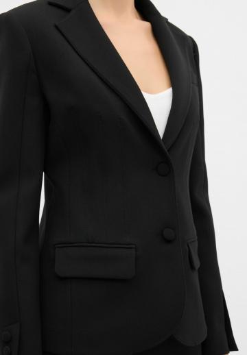 Блейзер с накладными карманами