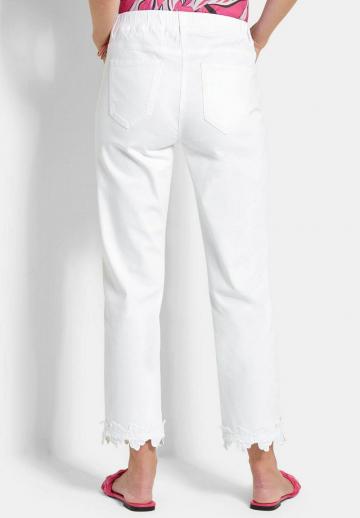 Короткие джинсы