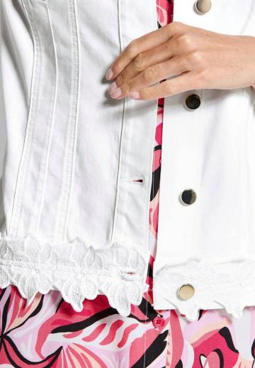 Джинсовая куртка