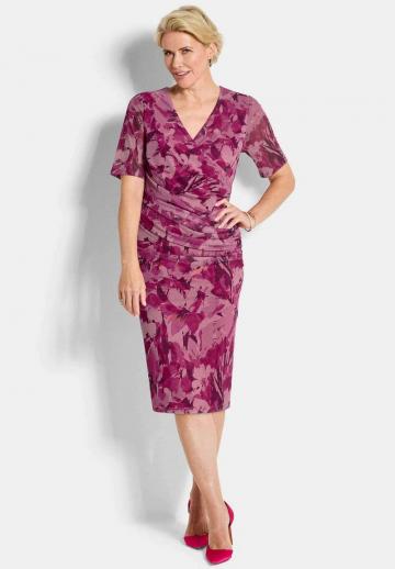 Платье футляр