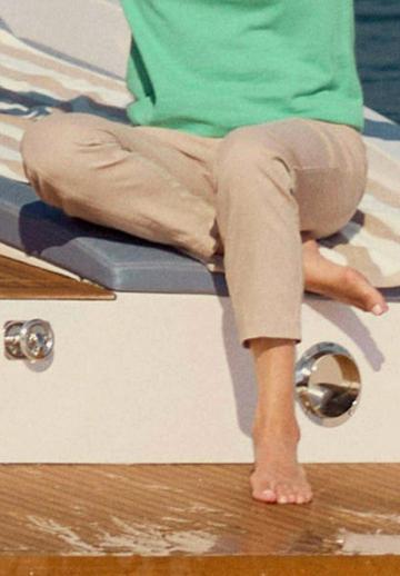 Узкие брюки