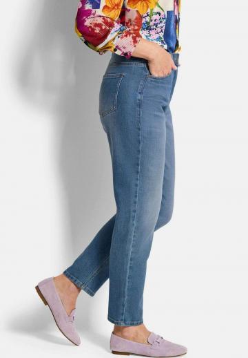 Узкие джинсы