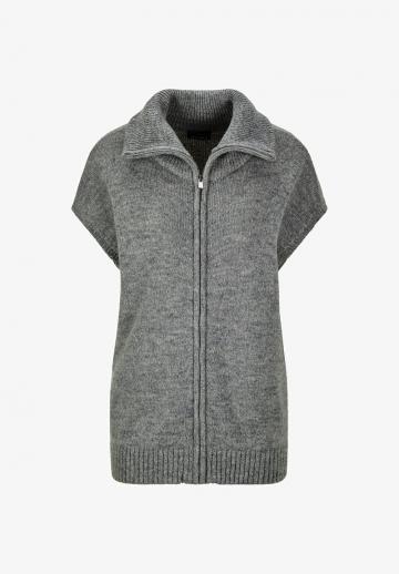 Длинный жилет