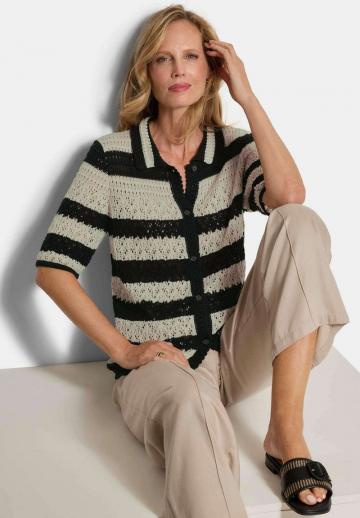 Вязаная кофта