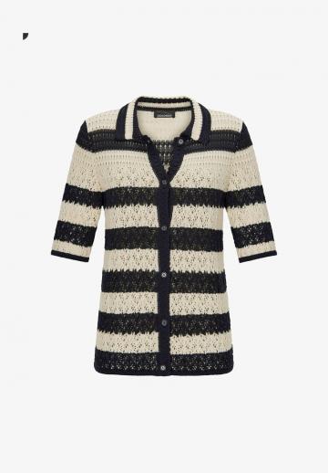 Вязаная кофта