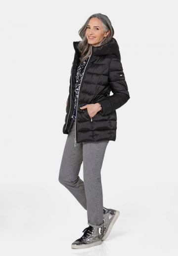 Зимняя куртка