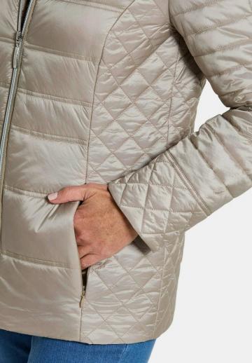 Зимняя куртка