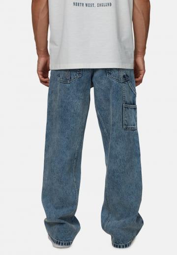 Свободные джинсы