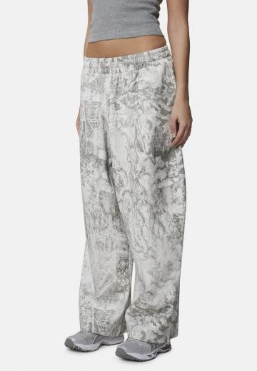 Спортивные штаны