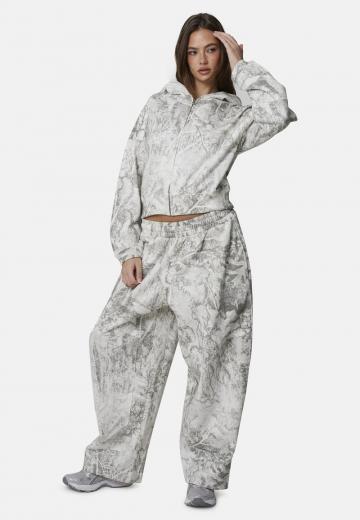 Спортивные штаны