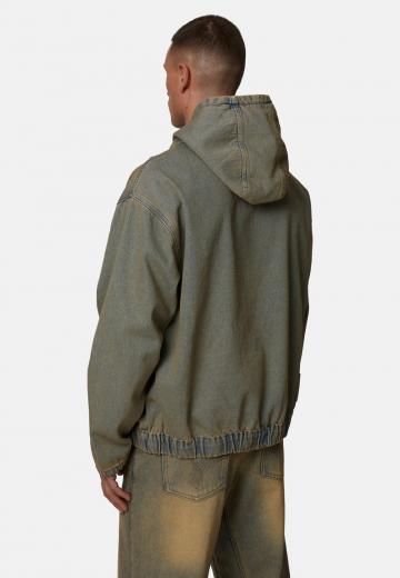 Джинсовая куртка