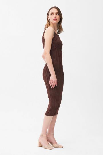 Платье футляр