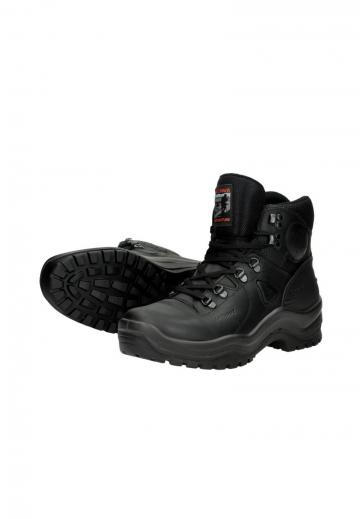 Походные ботинки