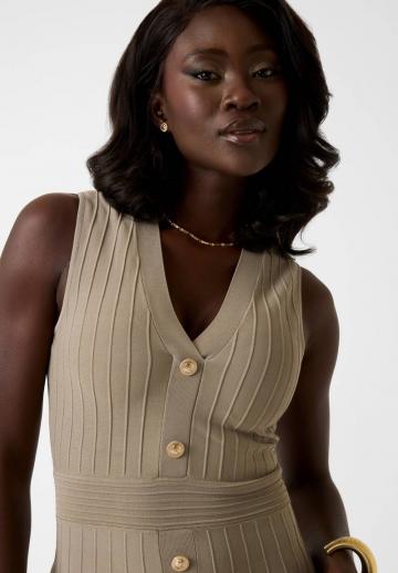 Вязаное платье