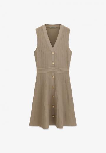 Вязаное платье