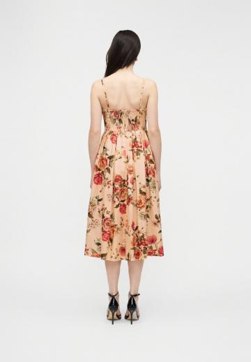 Летнее платье