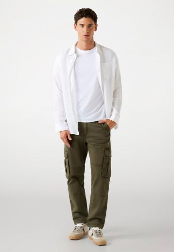 Брюки с накладными карманами