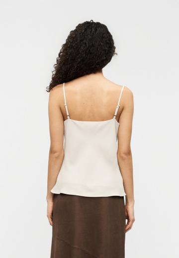 Топ на бретельках