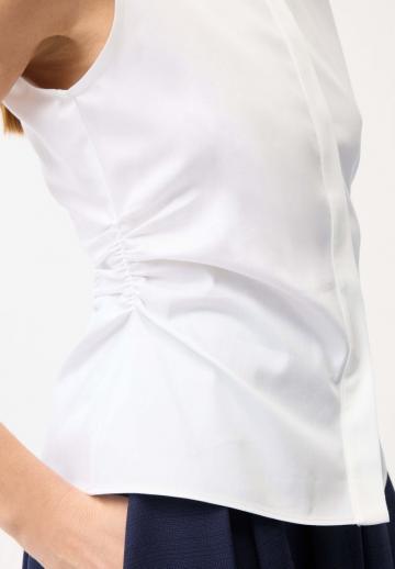 Блузка без рукавов