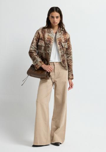 Куртка с накладнымит карманами