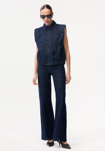 Джинсовая жилетка