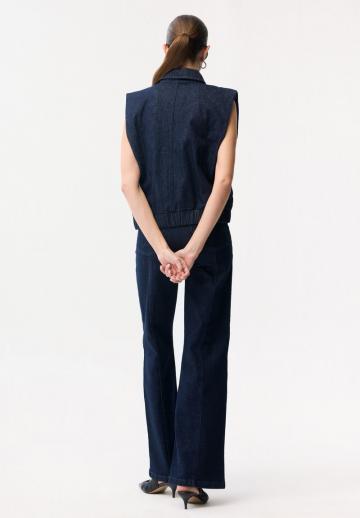 Джинсовая жилетка