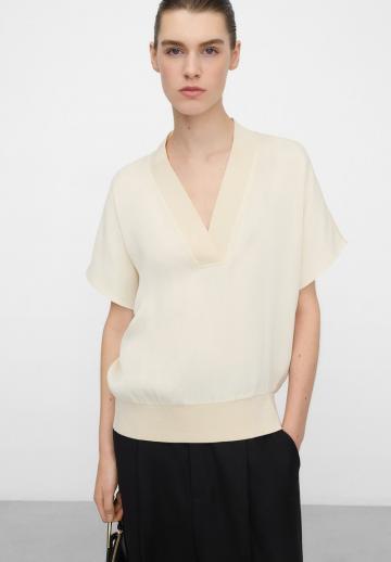 Атласная блузка