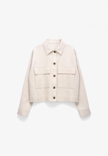 Куртка с накладнымит карманами