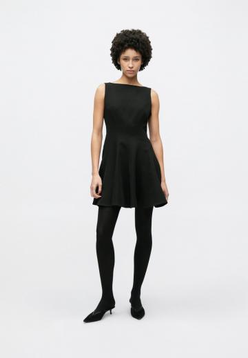 Короткое платье