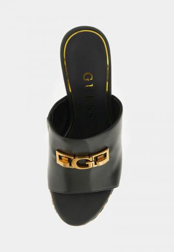 Босоножки на каблуке