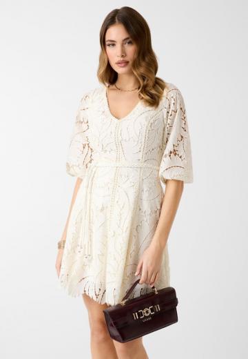 Короткое платье