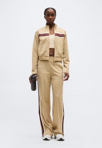 Спортивная толстовка