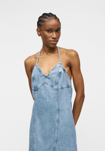 Джинсовое платье