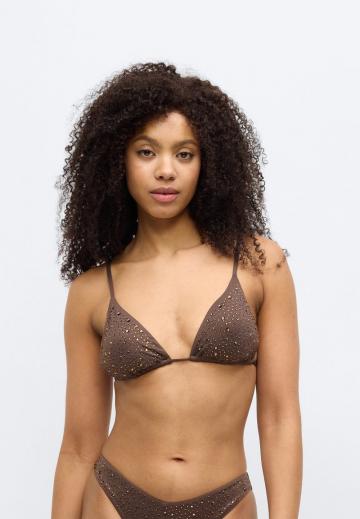 Треугольное бикини