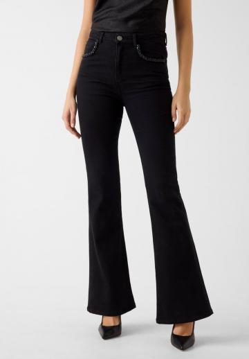 Клешеные брюки