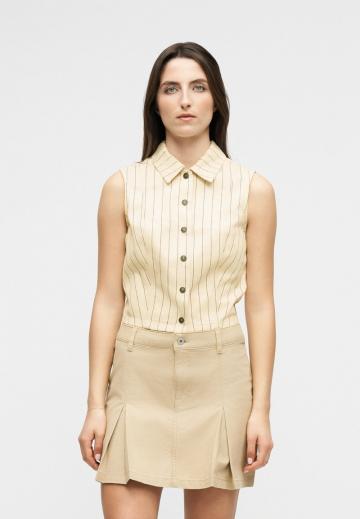 Короткая куртка