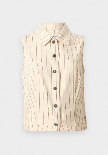 Короткая куртка