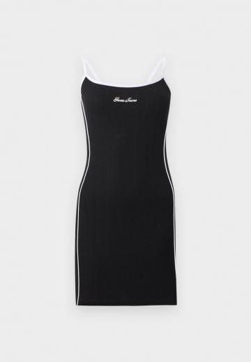 Короткое платье