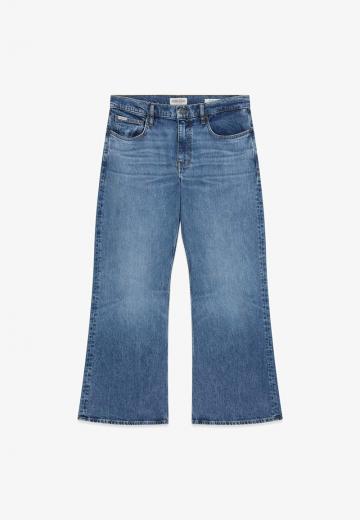 Клешеные джинсы