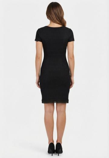 Платье футляр