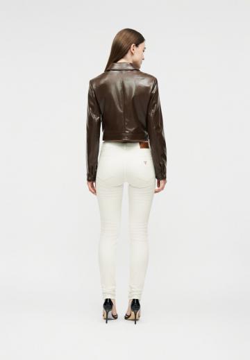 Узкие джинсы