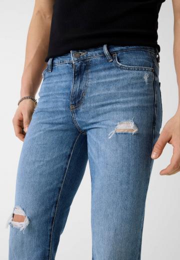 Узкие джинсы