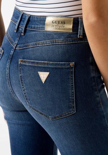 Узкие джинсы