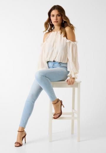 Узкие джинсы