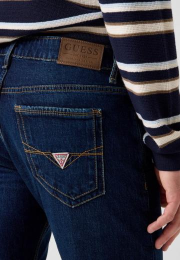 Узкие джинсы