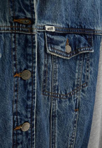 Джинсовая куртка