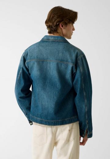 Джинсовая куртка